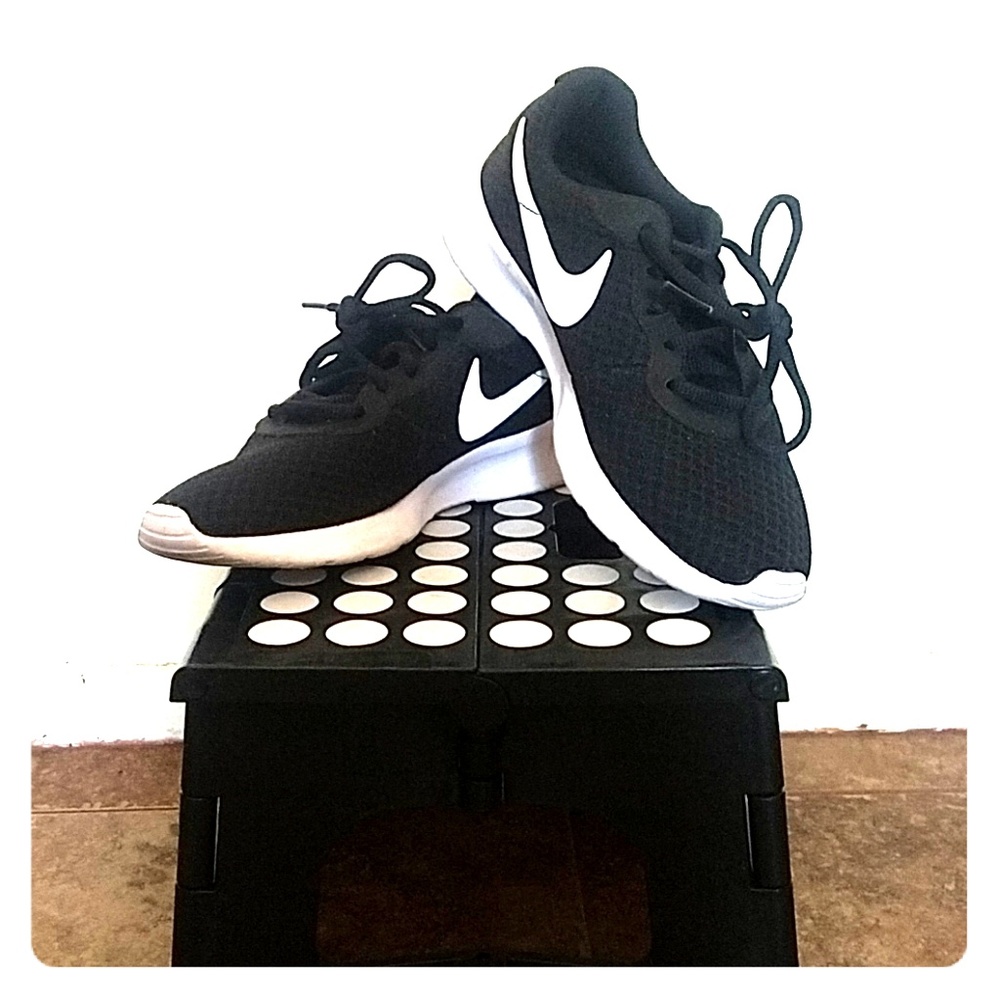 Nike Sneakes 6.5